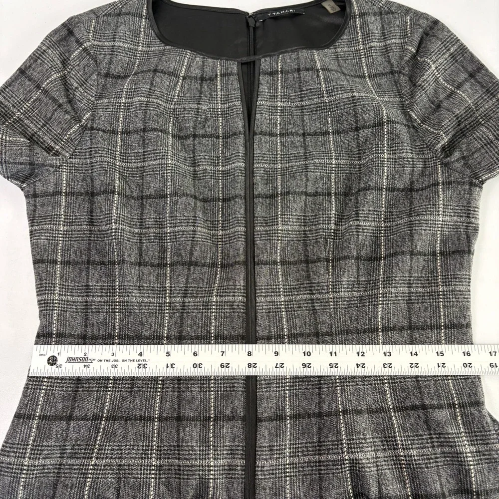 Tahari Sheath Dress Womens 12‎ Grey Plaid Faux Leather Trim Short Sleeve Office